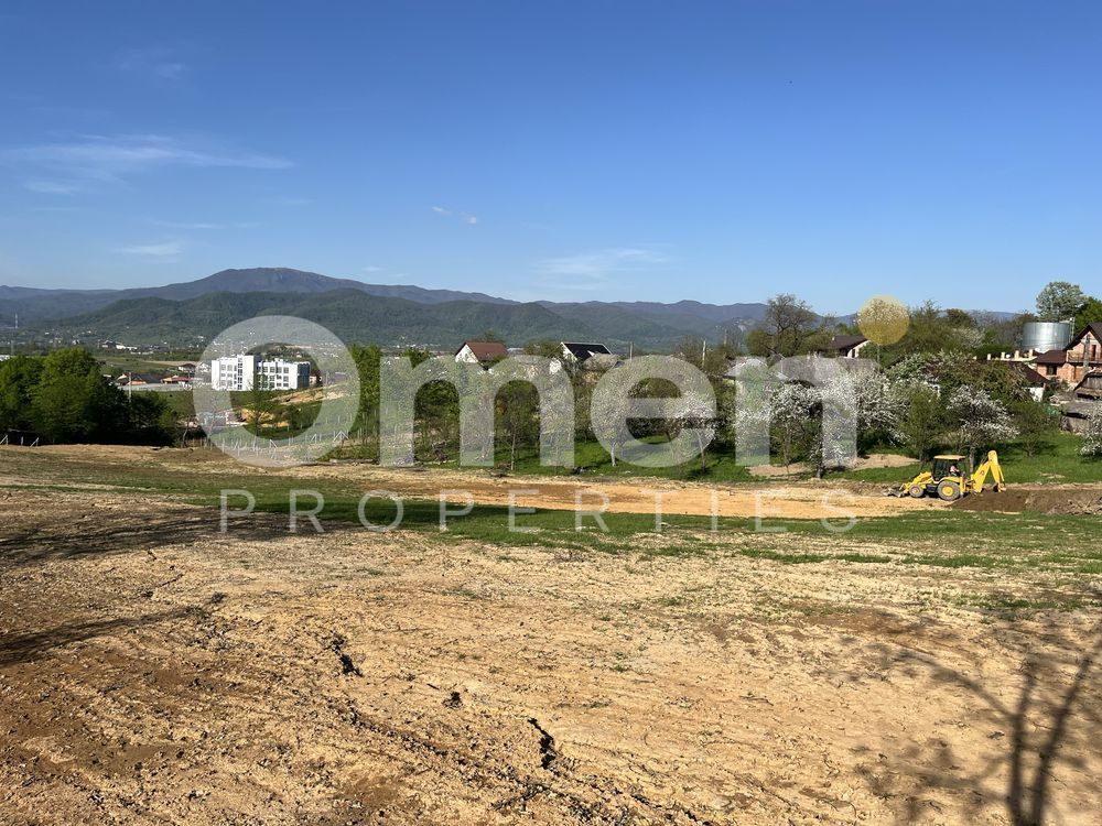 Teren intravilan de vânzare în Groși 713 mp, central - Poză 4