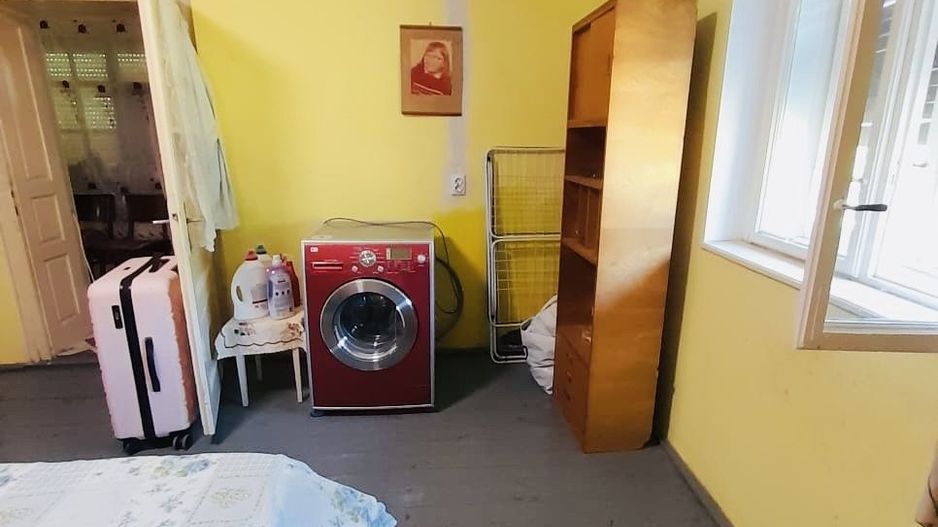 Casă + 2870 mp teren – oportunitate Ciocaia - Poză 12