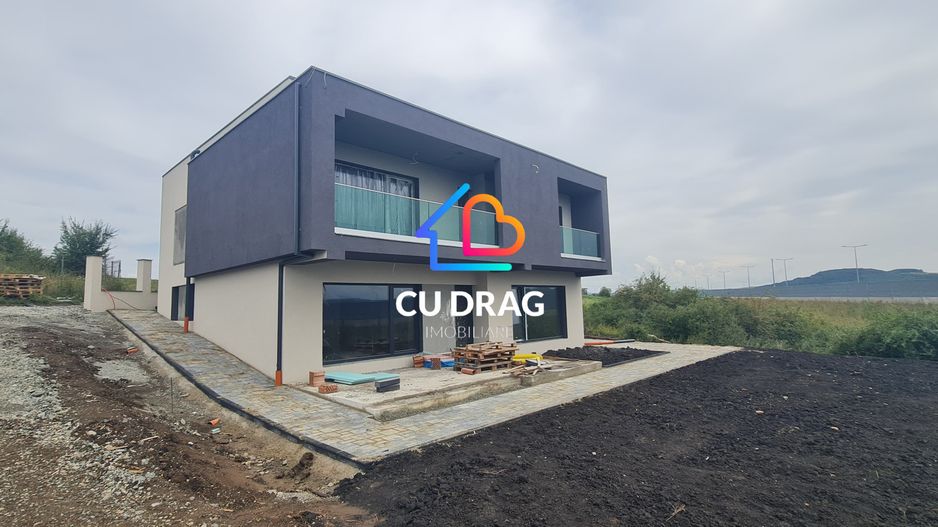 Casa Visurilor Tale în Stil Mediteranean -teren generos cu posibilitat - Poză 2