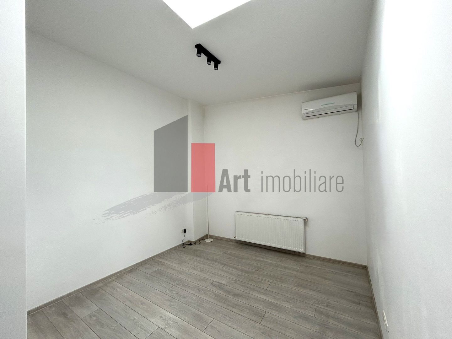 Apartament 3 camere tip Duplex - zona Calea Calarasilor/Matei Basarab - Poză 16