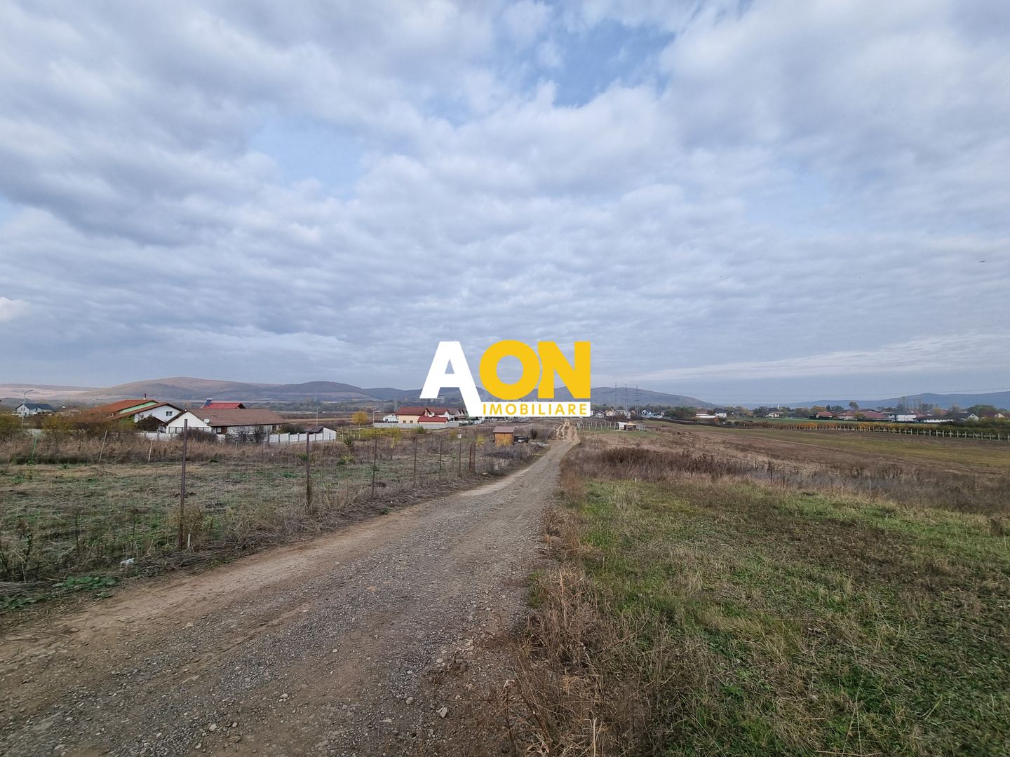 De vanzare teren 571mp, toate utilitatile, zona Orizont - Poză 2