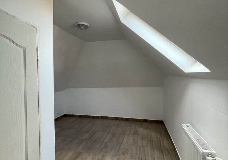 Casă de închiriat - Poză 5