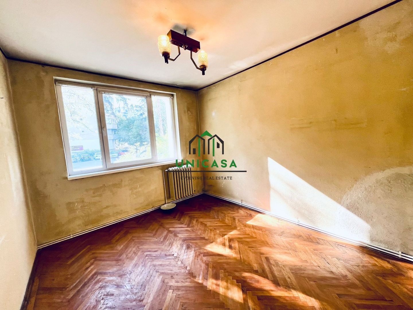 Apartament 4 camere/Etaj 1/Nord - Poză 4