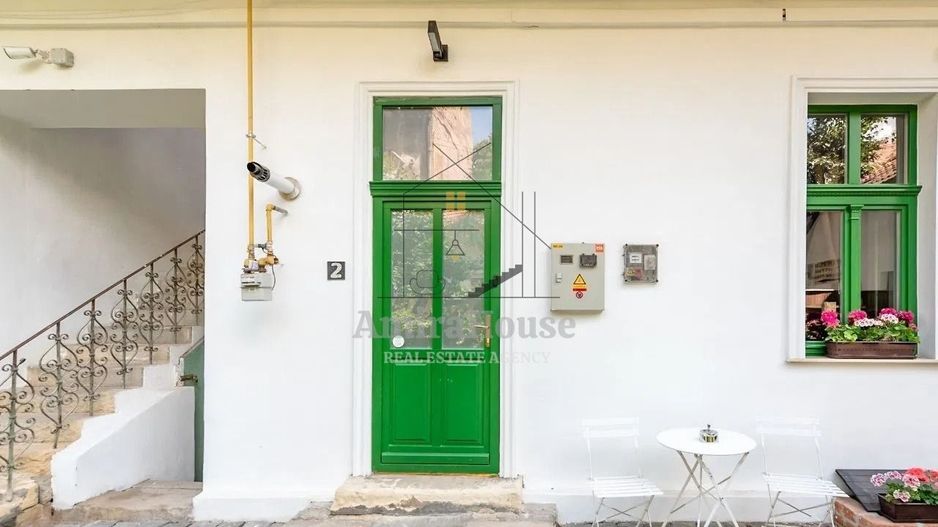 Doua apartamente de 49 mp si 46 mp, finisate, cladire istorica, str R Ferdinand - Poză 4