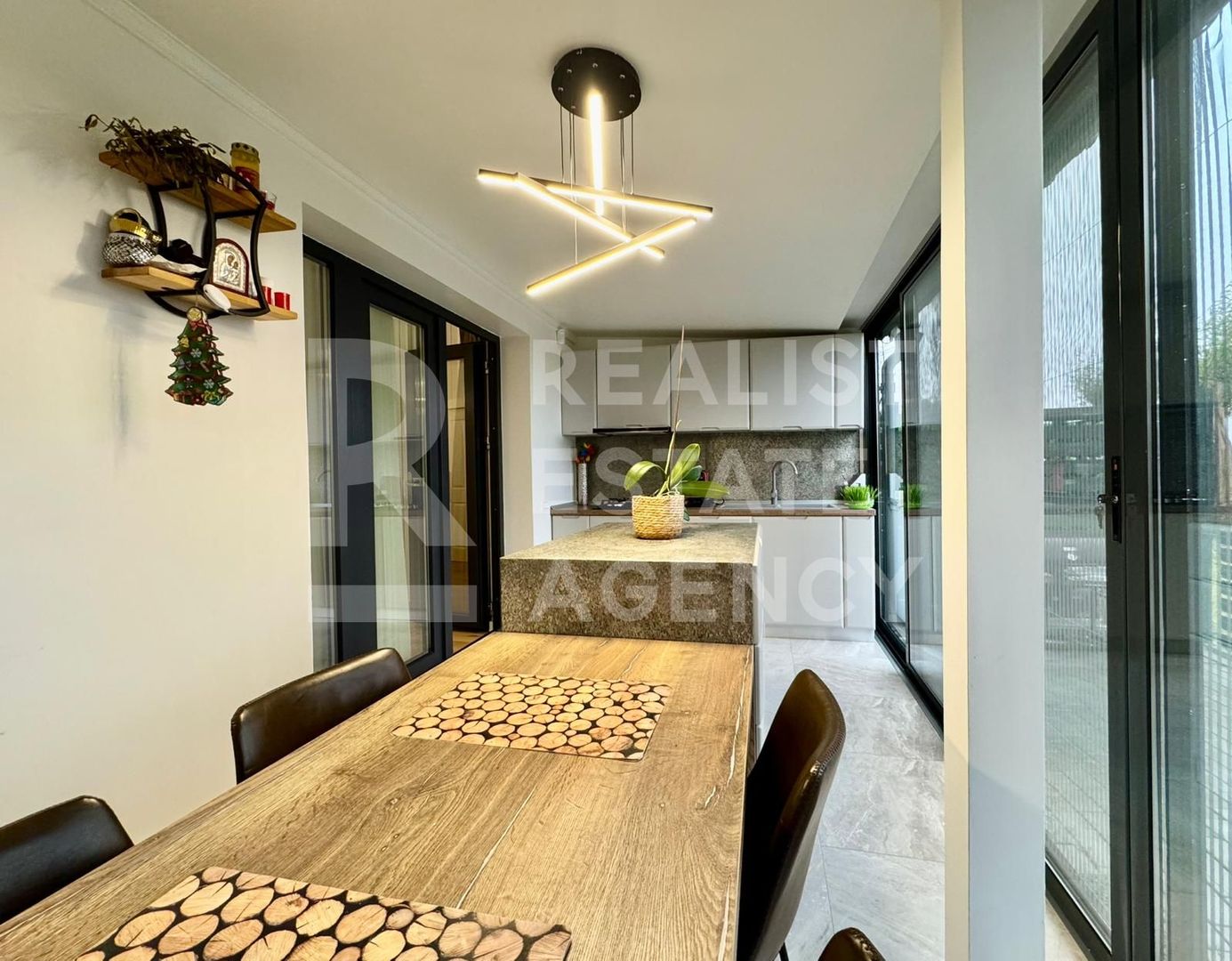 Vânzare, apartament, 3 camere, loc de parcare, Cosmopolis - Poză 9