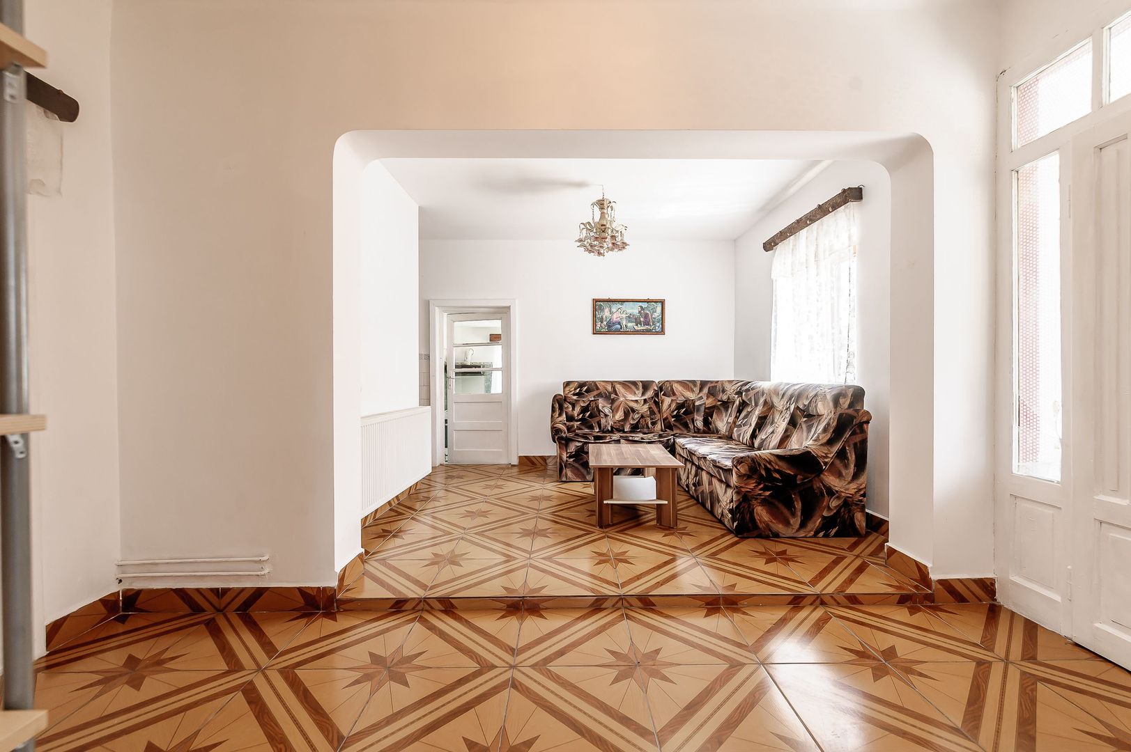 Casă cu 2 corpuri de clădire în Pecica, Arad. - Poză 8