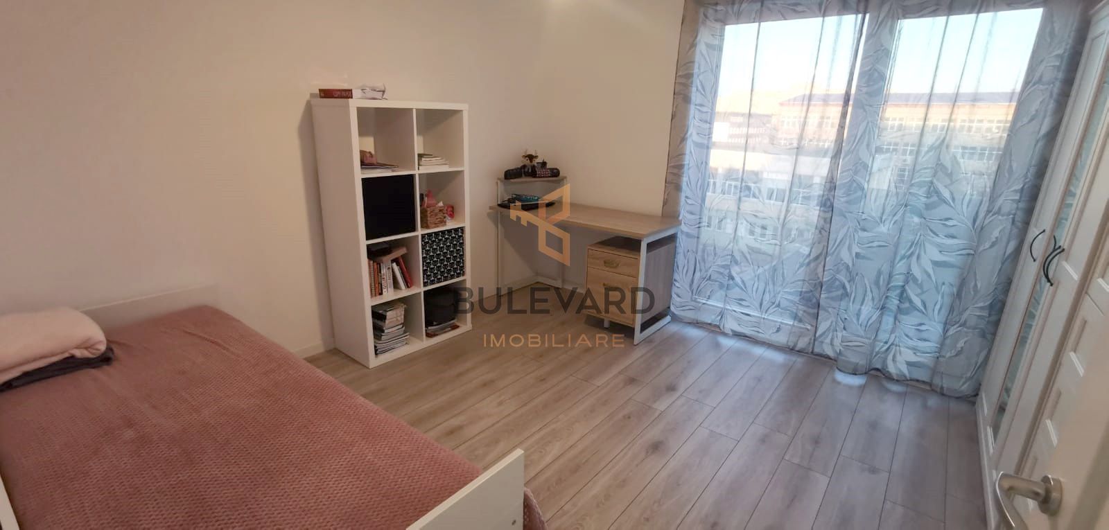 Apartament cu 3 camere decomandate in zona centrala! - Poză 4