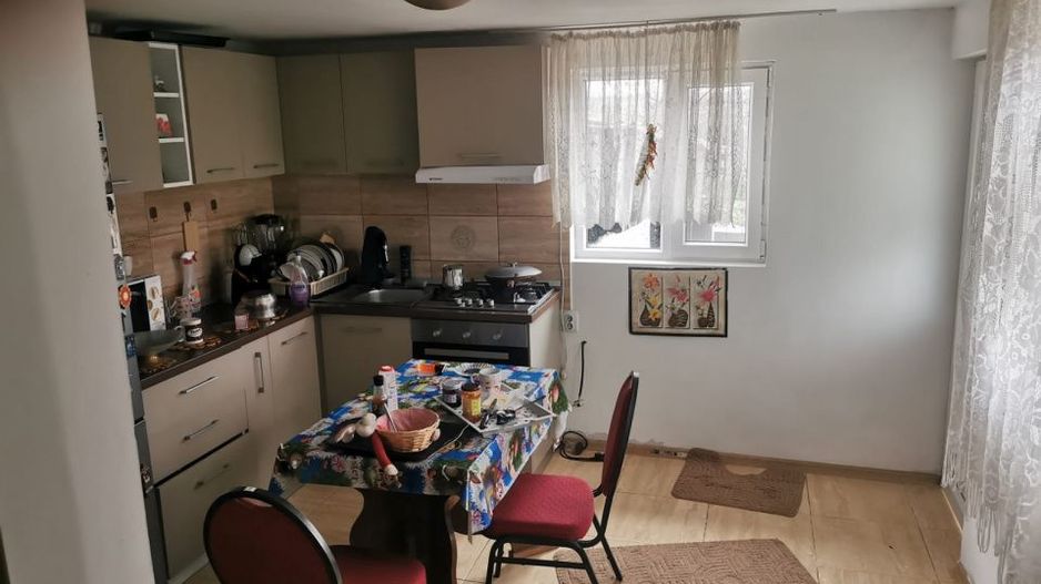 Casa de vanzare - comuna Pielesti - Poză 7