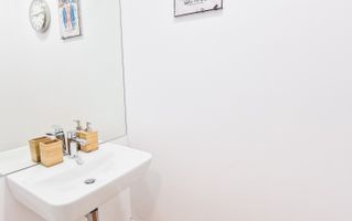 Vedere panoramica spre apus | Mobilat & utilat | 2 bai | Aviatiei Park - Poză 10