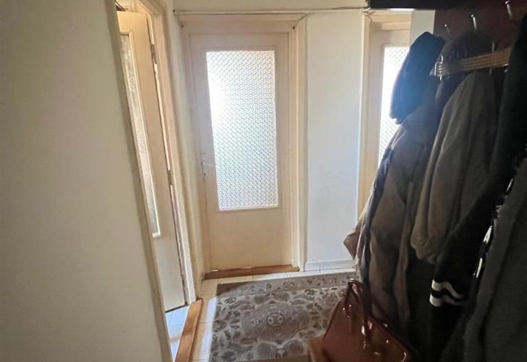 3 camere decomandat etaj 4/10 Dambovita centrala proprie - Poză 5