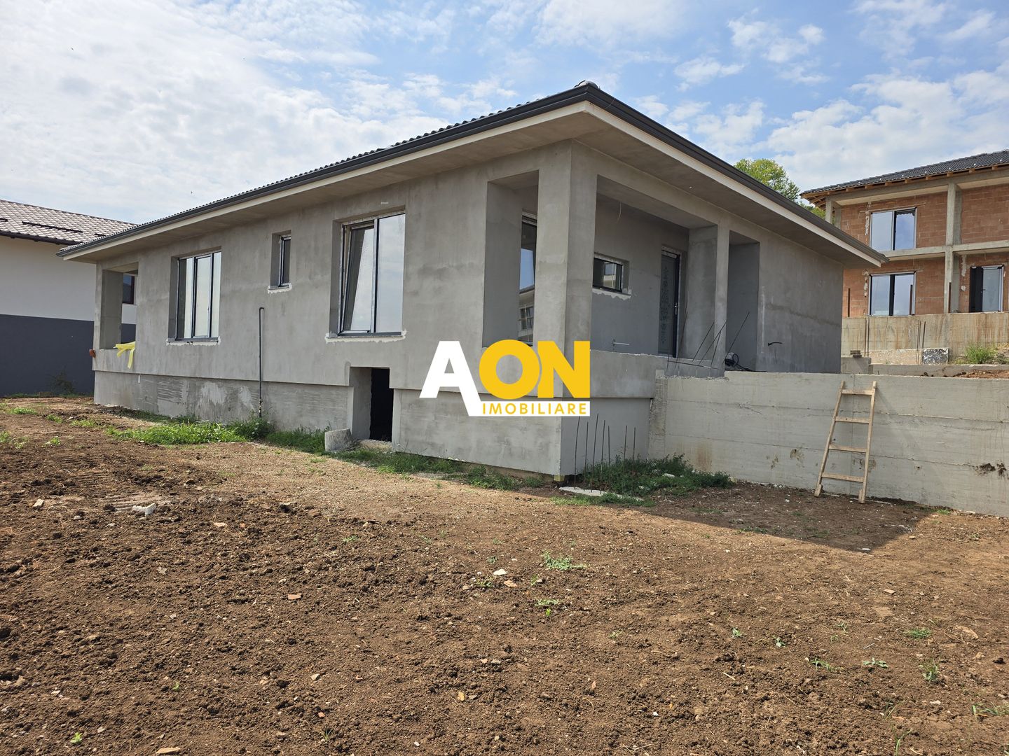 Casă Individuală, 600mp Teren, Zona Piață - Cetate - Poză 1