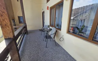 Casă de locuit + Afacere de vânzare - Poză 11