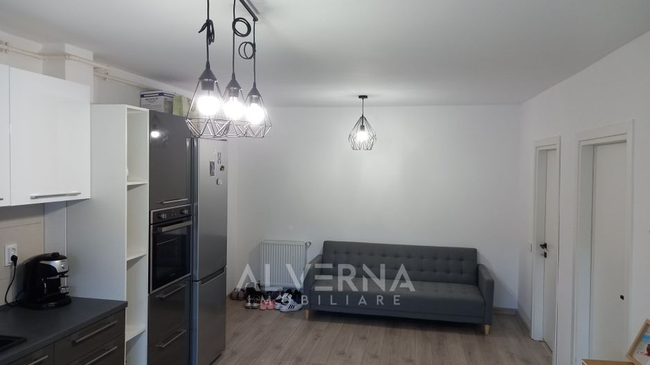 Apartament 2 camere, 46mp, mobilat si utilat, balcon, zona Eroilor - Poză 2