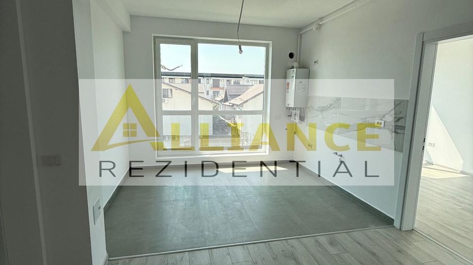 Apartament 3 camere de vanzare - Poză 1