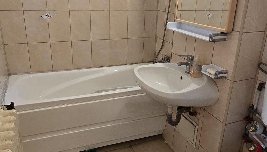 Vanzare 3 camere Titan, bloc H, 2 bai, IOR, galerii Titan, Scoala 195, metrou - Poză 5