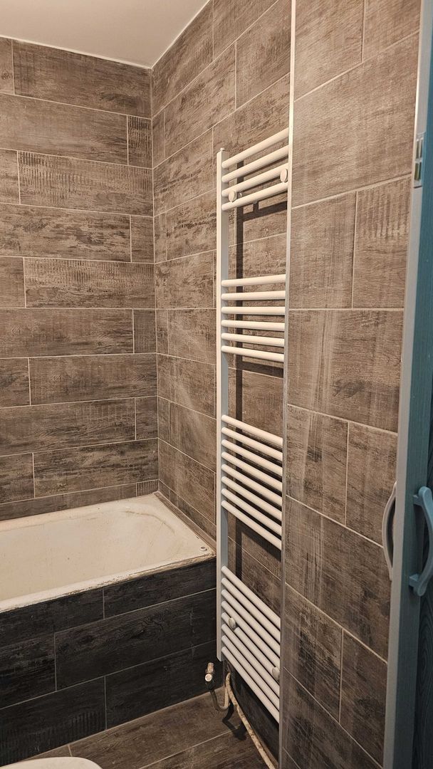 BRASADAS vinde garsoniera pe Ostrovului la PARTER. - Poză 6