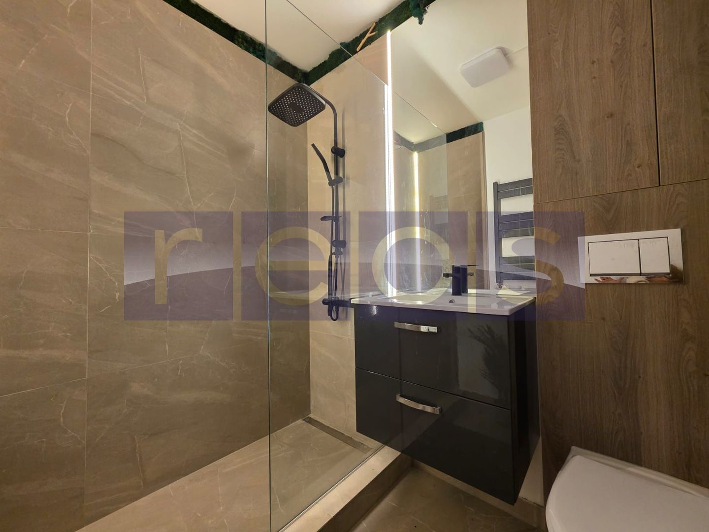 VANZARE 2 CAMERE -SEMIDECOMANDAT -TIMPURI NOI - Poză 17