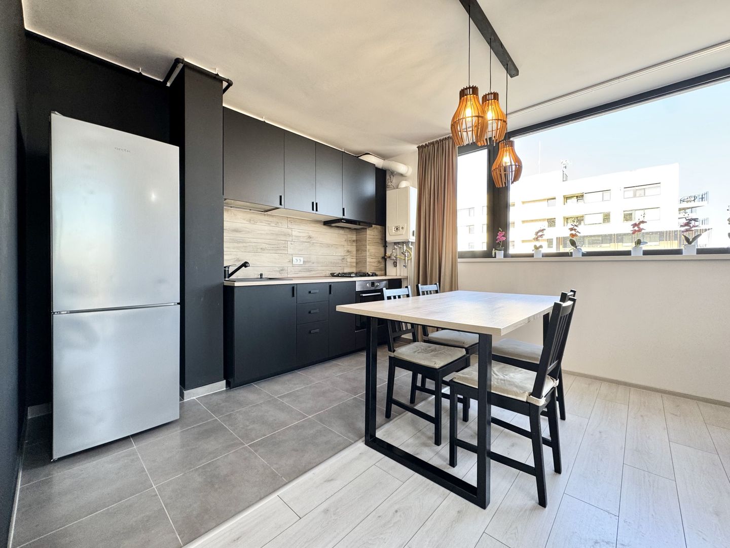 Apartament luminos cu 2 camere, balcon – zona Vox - Poză 10