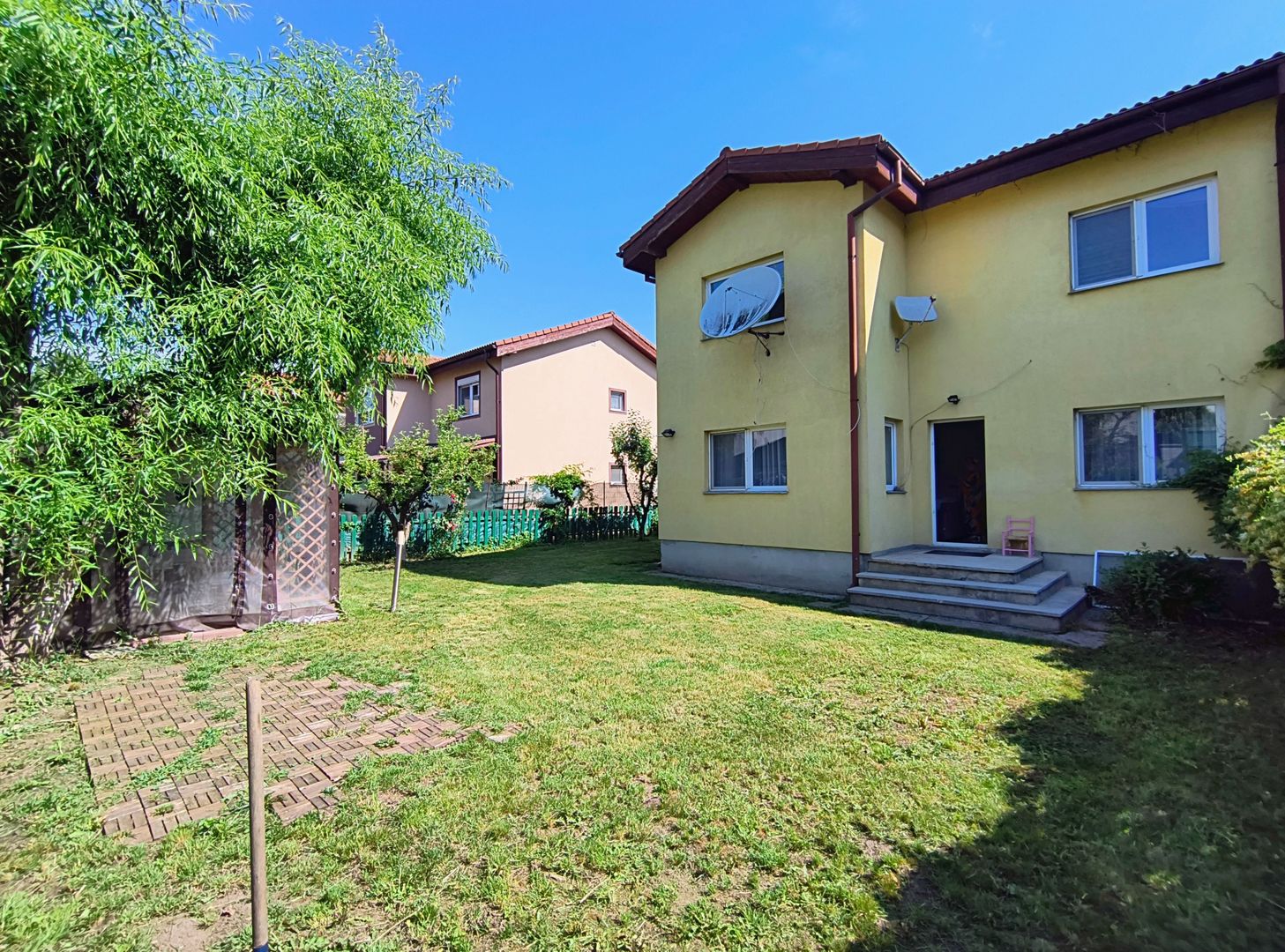 Vila Complex The CLASS,- rond OMV Pipera- curte - garaj - Poză 4