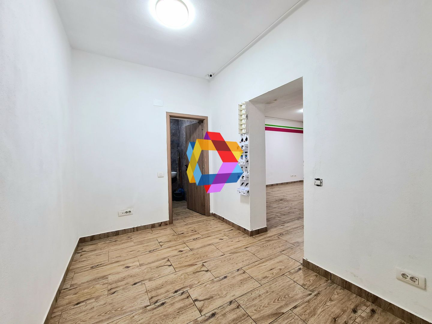 Spatiu de vanzare zona Coresi  -73 mp  # plus-imo.ro - Poză 5