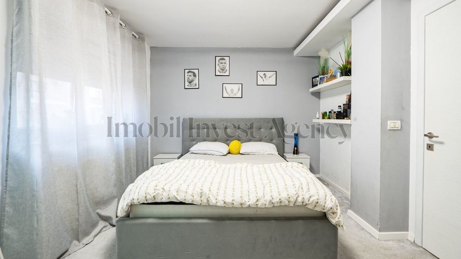 Duplex P+1+M cu grădină proprie, terasă și acces la piscină. - Poză 12