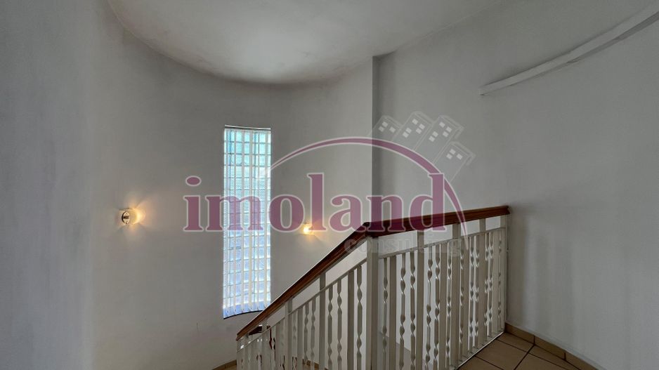 Casa 15 camere cu parcare mare - Jiului - Poză 13