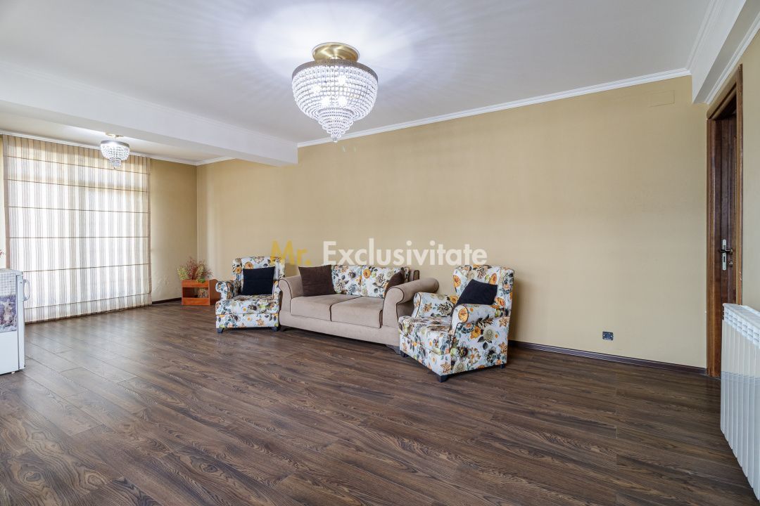 Vila impresionata 550mp util, 300mp teren - Poză 30
