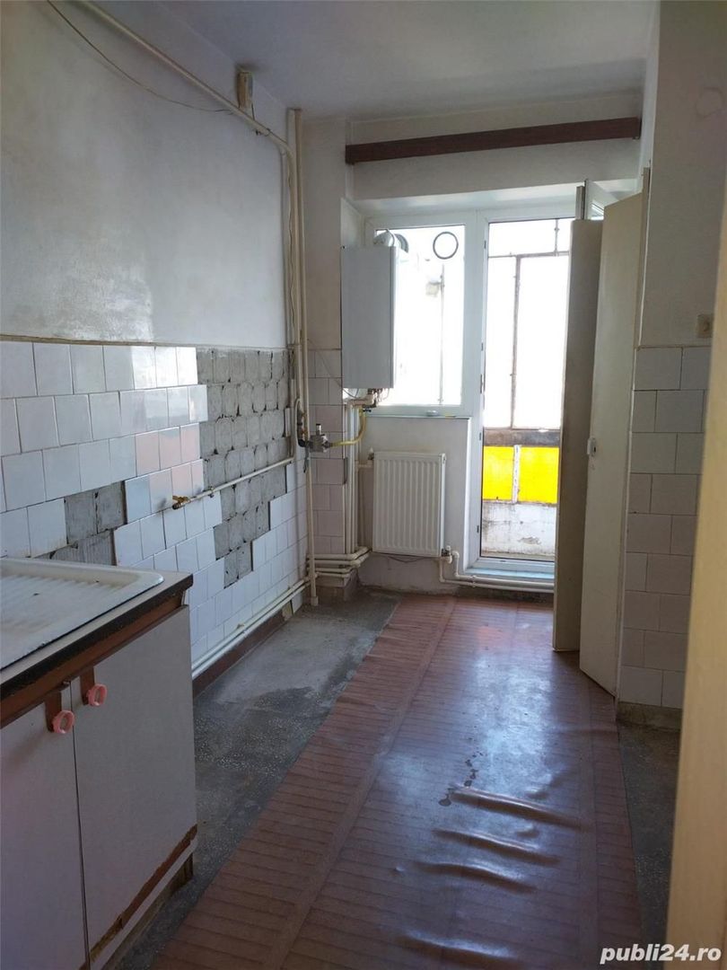 Vând apartament doua camere Micro 18 - Poză 3