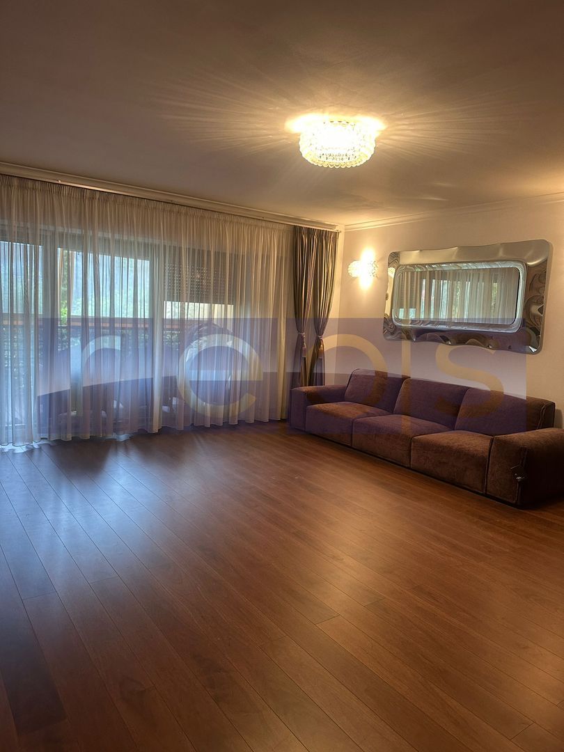 APARTAMENT 4 CAMERE CENTRAL PARK - Poză 2