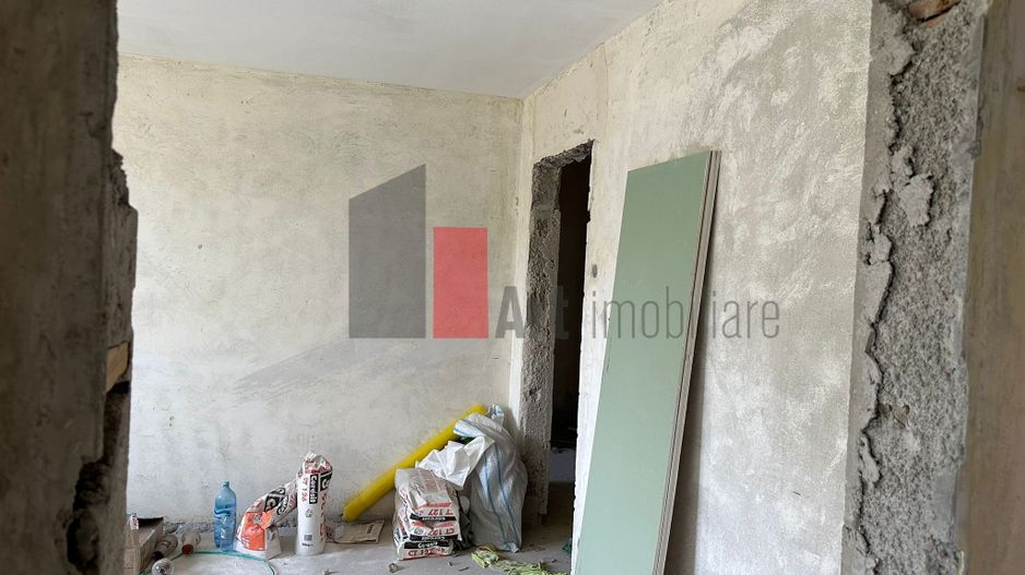 Apartament 3 camre Titan IOR de renovat - Poză 8