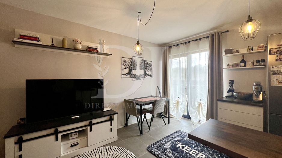 Apartament doua camere / Curte / Parcare - Poză 3