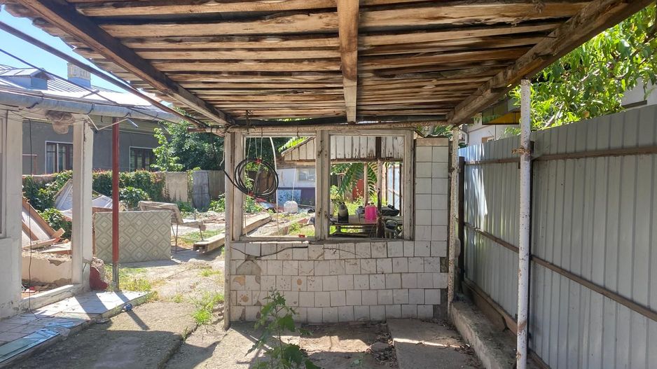 Vanzare casă bine poziționată – Târgoviște, strada Berzei - Poză 12