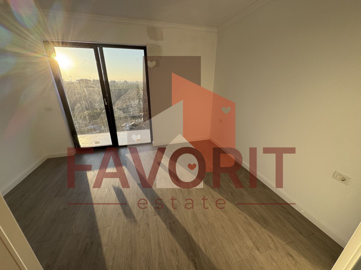 Comision 0%. Panouri si pompa de caldura. Despartit prin camera tehnica - Poză 17