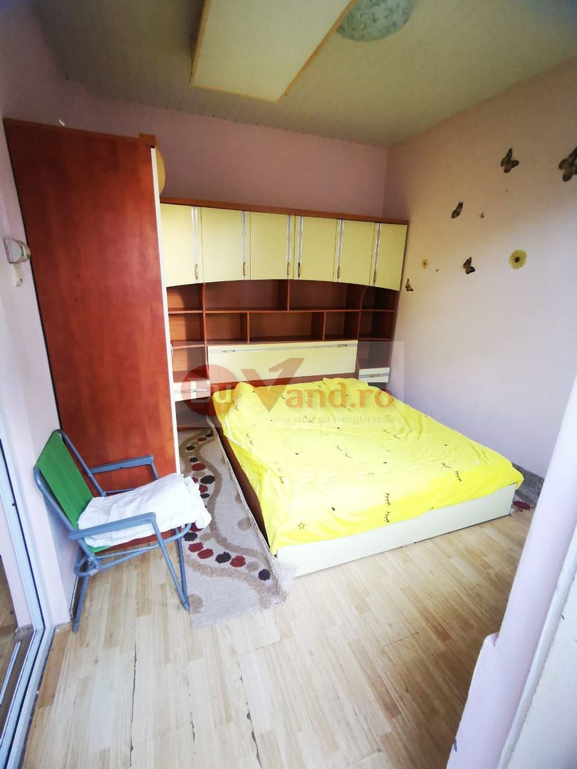 De inchiriat casa cu 2 camere, strada Romana, 300 euro - Poză 6