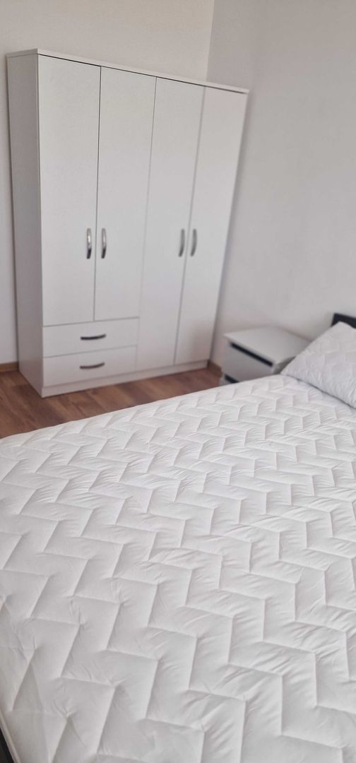 De inchiriat  Apartament 3 camere Bld. Cantemir (Shaormeria Dristor) - Poză 2