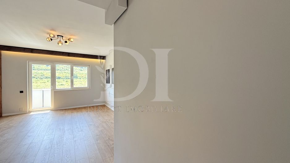 Apartament etaj intermediar / bucatarie separata / Zona Terra - Poză 12