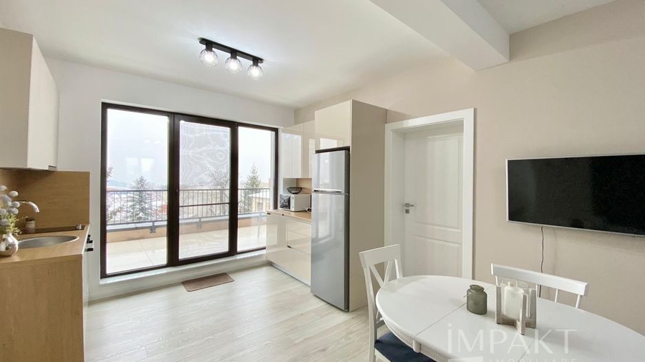 Apartament 3 camere aflat la 2 pași de UMF! Disponibil din 1 August - Poză 5