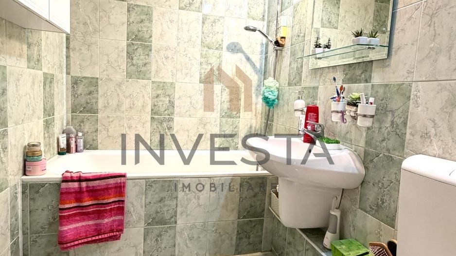 Apartament cu 3 camere in zona strazii Gorunului ! - Poză 10