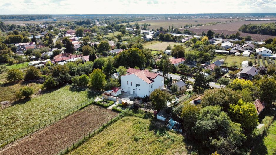 Casa  de vanzare tip duplex 5 camere Cioplani - Poză 3