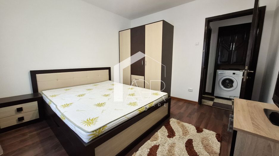 Apartament cu 3 camere, decomandat, zona Republicii - Poză 7