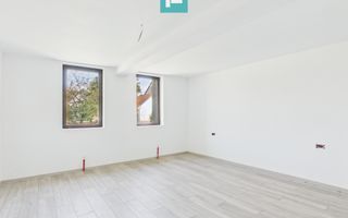 Casă renovată cu 3 camere în Battonya - Poză 10