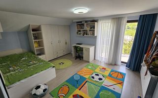 Vila Moderna cu 5 camere, garaj si 921 mp de curte, in Tocile - Poză 17