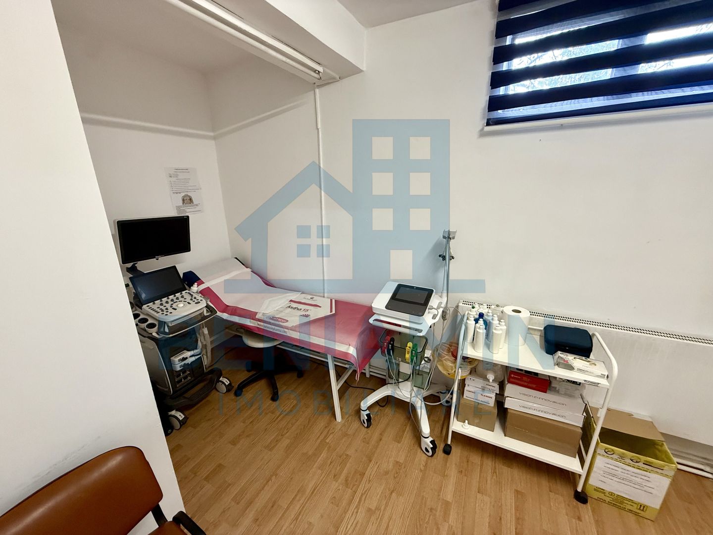 Spatiu comercial P+1 - 200mp - vad - pretabilitate mare - Lapus - Poză 6