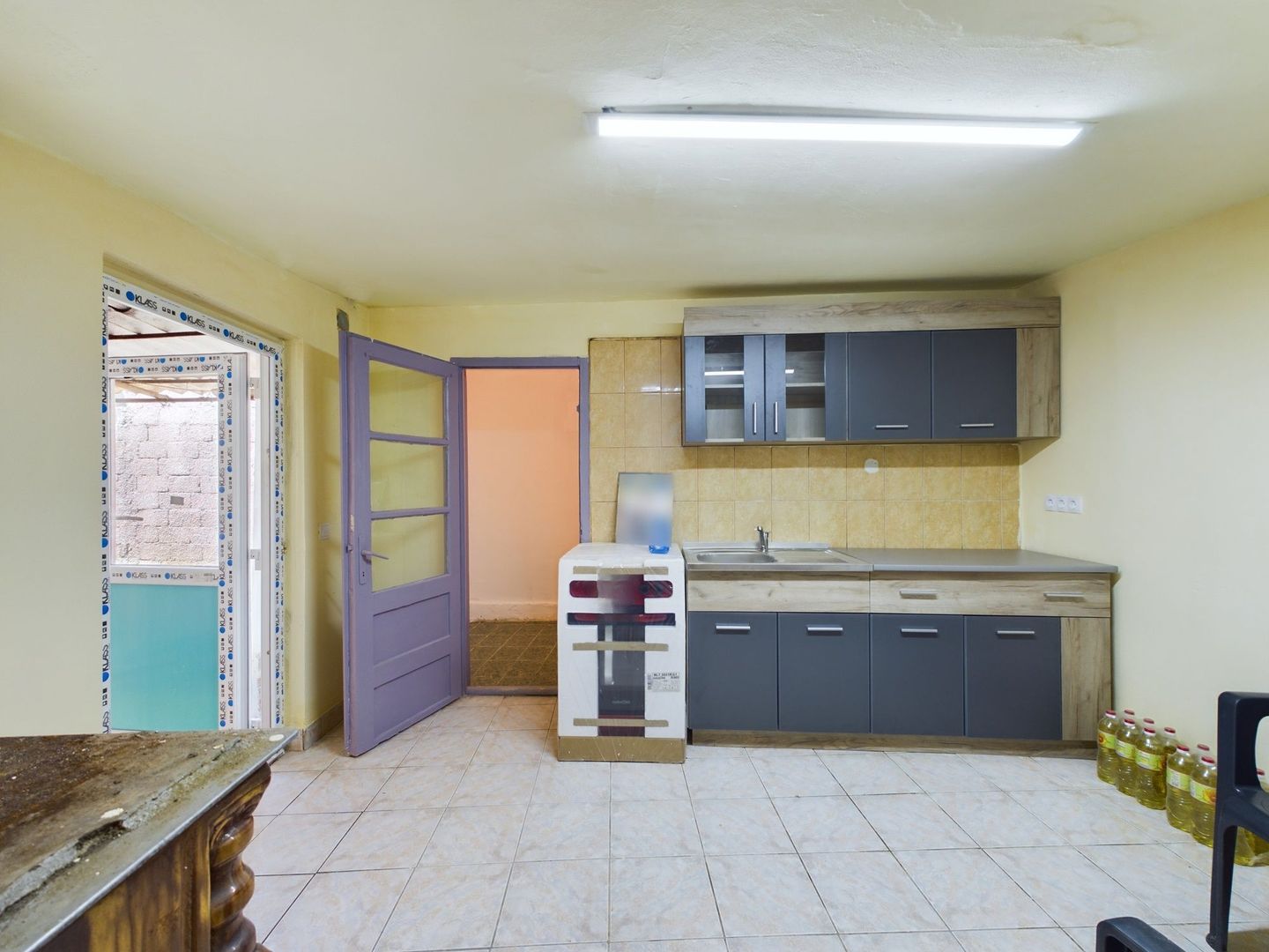 Casă cu 3 camere în Bujac - Poză 8