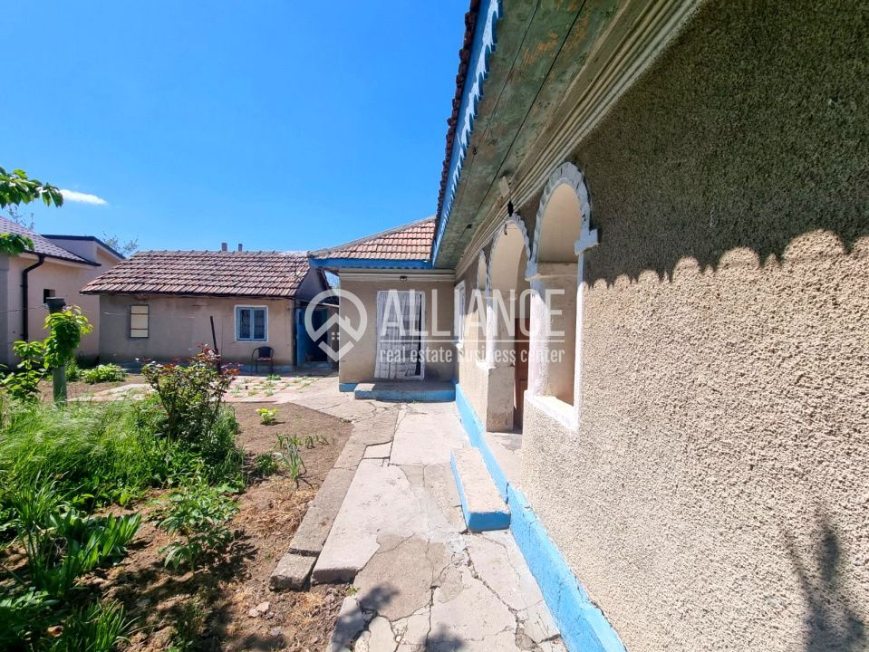 Loc Corbu (COD 02) - casa 4 camere teren 1384 mp - Poză 3