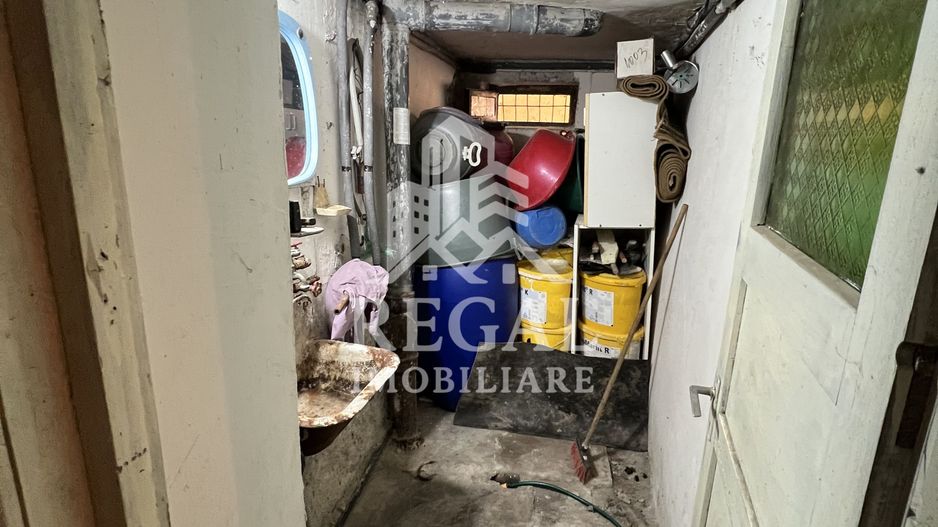 PRET NOU - Casă de vânzare – construcție solidă și spațioasă - Poză 17