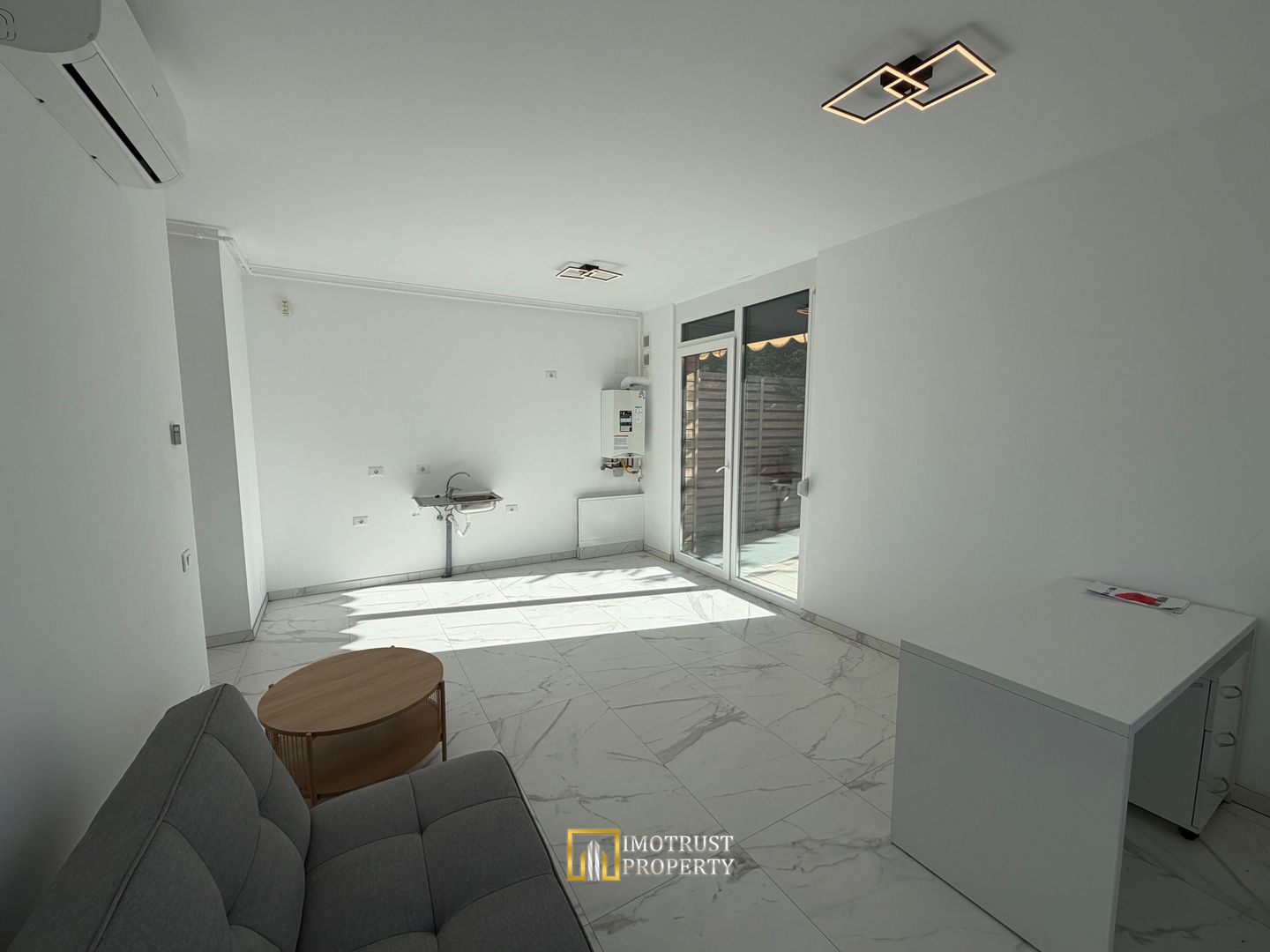 De vanzare apartament 3 camere ARED AFI - Poză 8