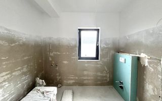 Casa individuala cu 4 camere - Zona Centrala - Utvin - Poză 10