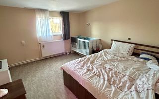 Azil 14 camere și 8000mp teren localitatea Sacădat - Poză 6