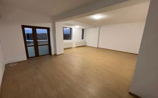 Apartament 3 camere Voluntari - Poză 2